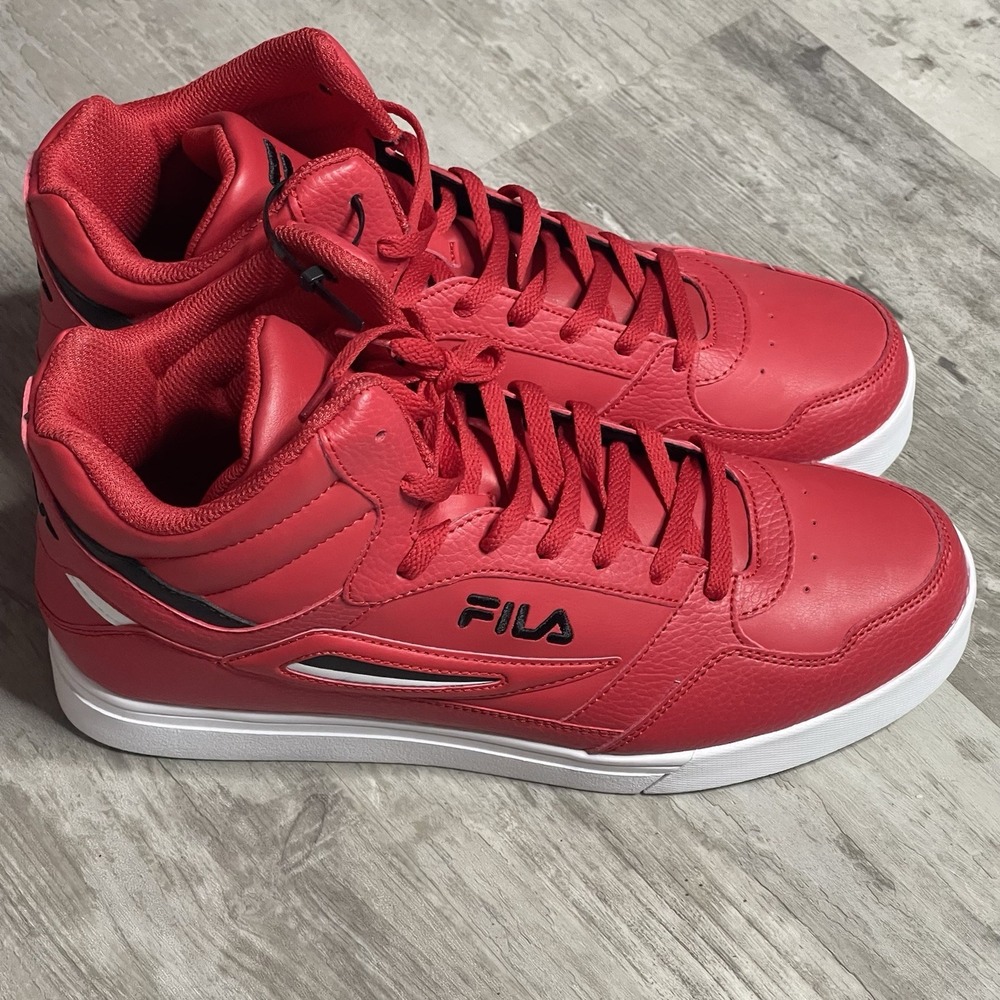 Fila  Classic Basketball/Lifestyle‎ Red Size 10.5. S-607